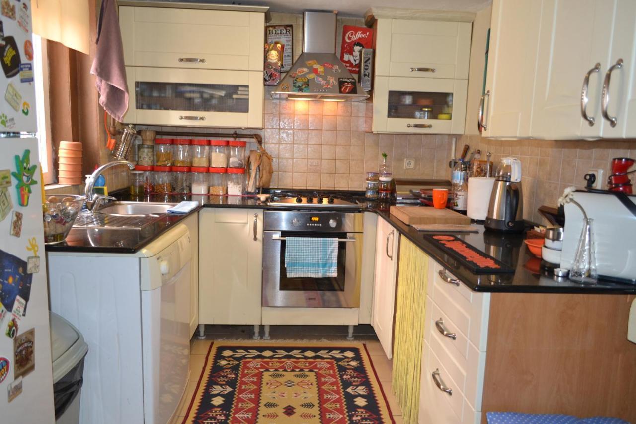 My Happy Home Hostelイズミル エクステリア 写真