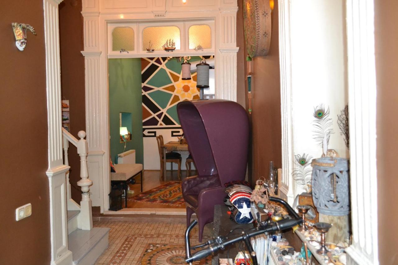 My Happy Home Hostelイズミル エクステリア 写真
