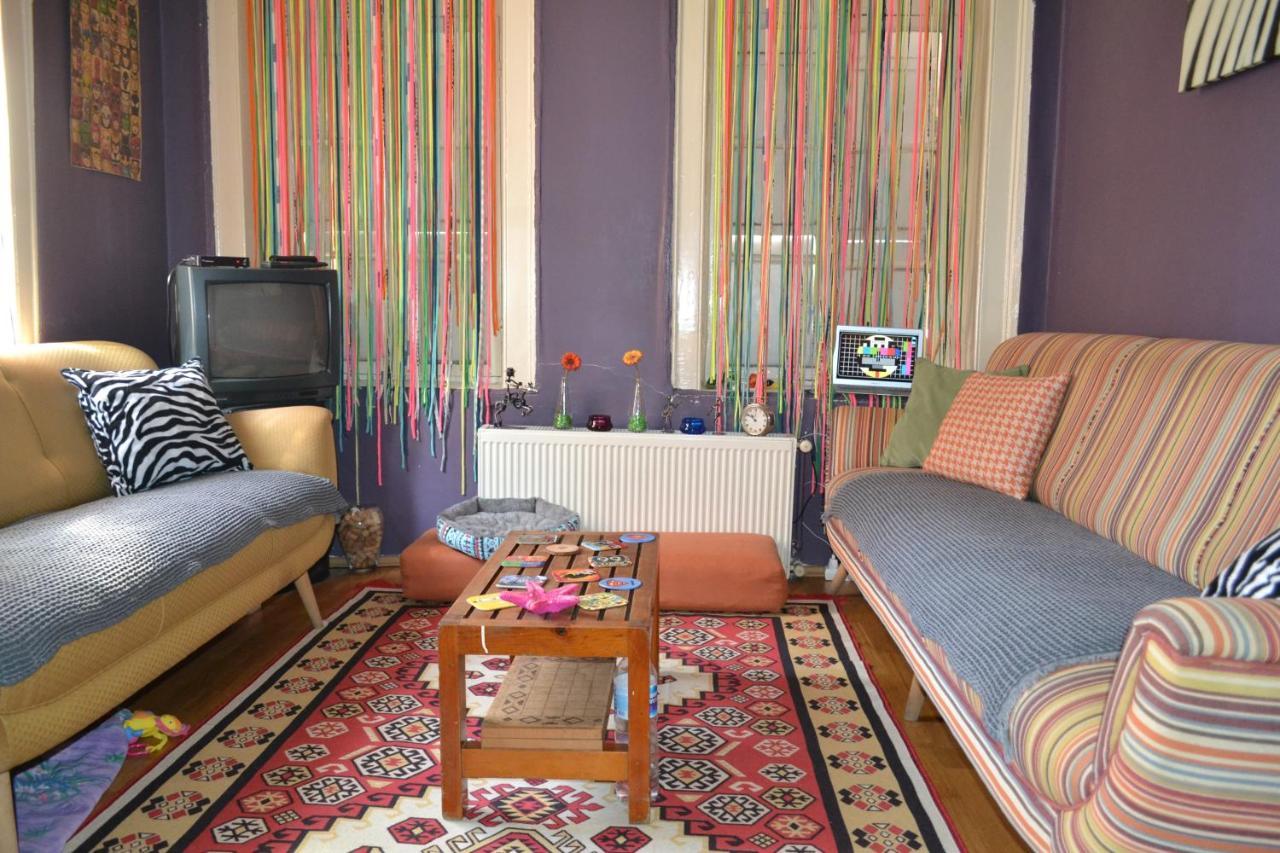 My Happy Home Hostelイズミル エクステリア 写真
